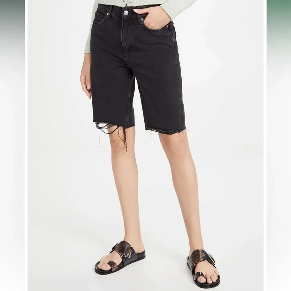 NWT PAIGE Women's Robbie Vintage Covered‎ Button Fly Raw Hem High Rise Short 24